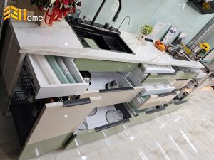 Tủ bếp nhựa cánh bo độc đáo tại Sài Gòn Homes